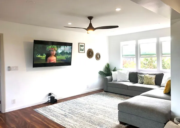 Makaha House